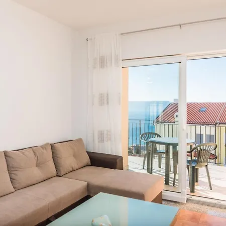 Marcel Apartamento Novi Vinodolski